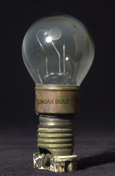 Tungar rectifier, 1928
