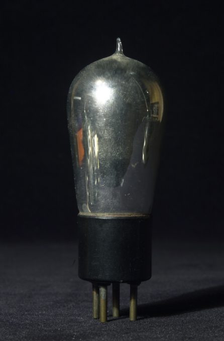 No name triode, early 1920s